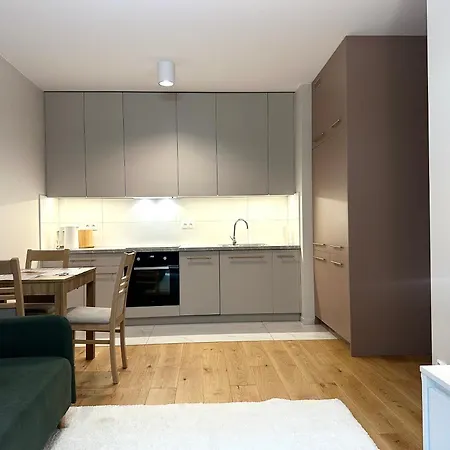 Wichrowa - Parking - Self Check-in 20h