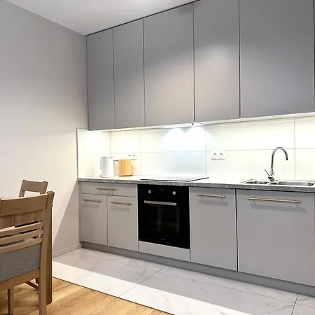 Апартаменты Wichrowa - Parking - Self Check-in 20h Вроцлав