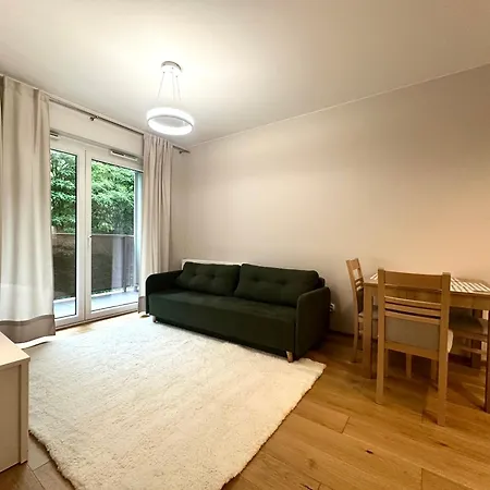 Wichrowa - Parking - Self Check-in 20h *