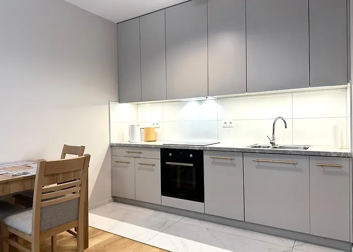 Апартаменти Wichrowa - Parking - Self Check-in 20h Вроцлав